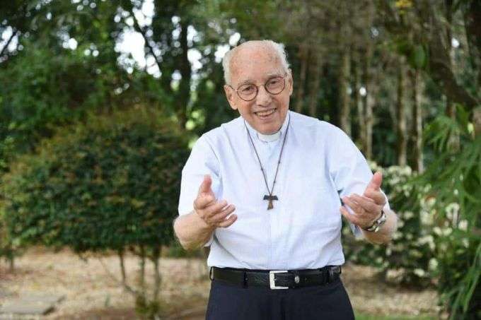 Morre aos 85 anos monsenhor Jonas Abib, fundador da Comunidade Canção Nova 